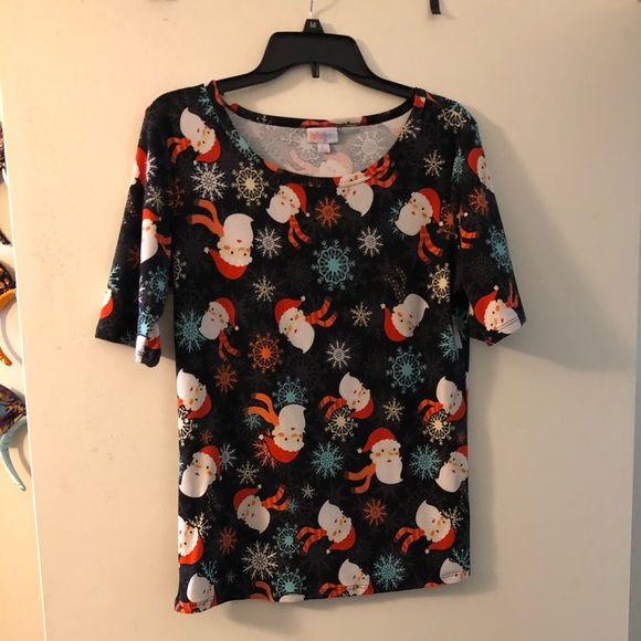 LuLaRoe Tops - Lularoe Christmas Gigi